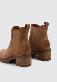 Panama Jack PIA TRAV - Botines con plataforma - camel