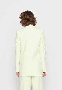 Vero Moda Blejzr - mint