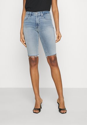 BERMUDA SHORT FRAY HEM - Denim shorts - blue