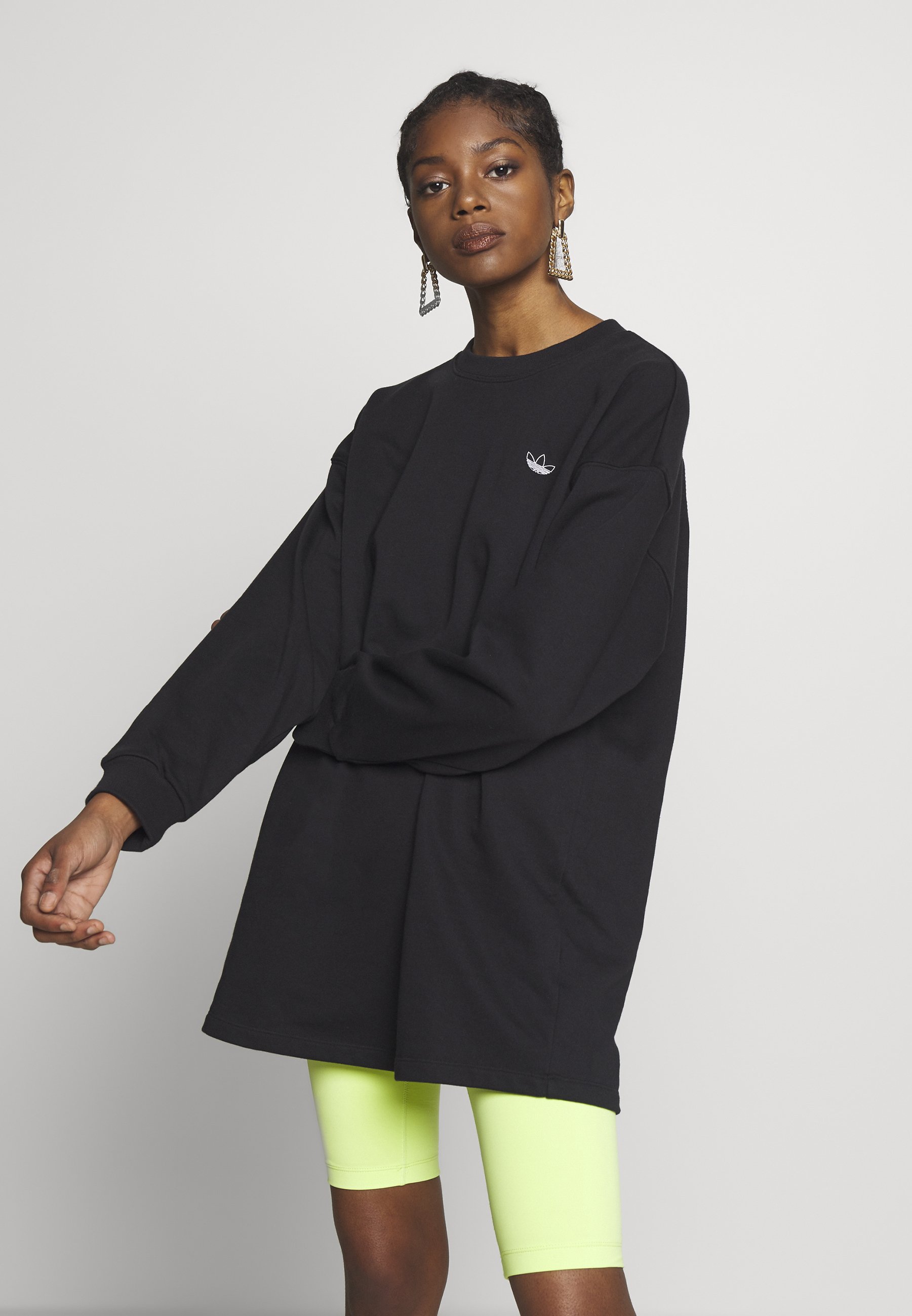 adidas Originals FAKTEN LONG SWEATER LONG SLEEVE PULLOVER adidas Originals FAKTEN CROPPED SWEATER LONG SLEEVE PULLOVER