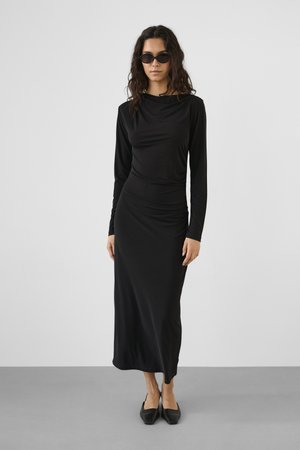 Soaked in Luxury ADJO - Tubino - black