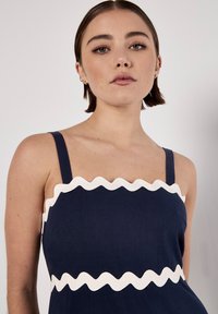 Apricot Maxikleid - navy