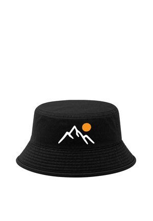 Schwarzer Bucket-Hut mit weißem Bergmotiv und einer orangefarbenen Sonne vorne.