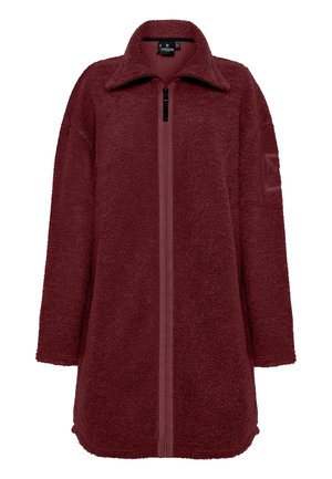 Burgundyröd fleecejacka med hög krage, dragkedja framtill och sidofickor. Har en texturerad, mjuk yta och avslappnad, lös passform.