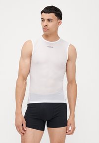 GripGrab ULTRALIGHT SLEEVELESS BASE LAYER - Unterhemd/-shirt - white