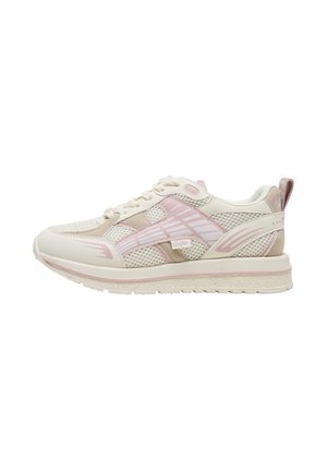 Beige og lyserød sports-sneaker med mesh-paneler, snørelukning og polstret sål, vist i profil.