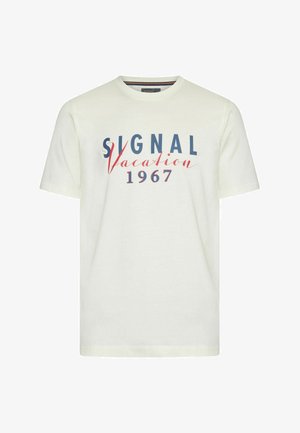 Hvid T-shirt med korte ærmer med marineblåt og rødt teksttryk "SIGNAL Vacation 1967" foran, rund halsudskæring og afslappet stil.