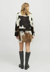 JJXX HANNAH - Lederrock - bone white