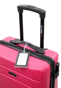 WITTCHEN SMALL SUITCASE WITH LUGGAGE TAG FROM ABS - Trolley - pink