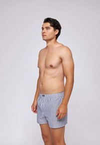 Thumbnail Image 5