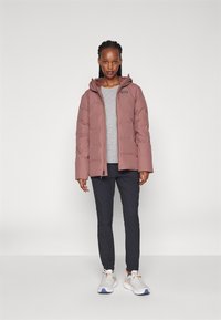 Patagonia JACKSON GLACIER JACKET - Gewatteerde jas - dulse mauve