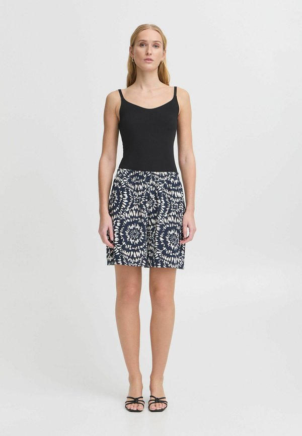 IHAYA - Shorts - total eclipse ikat circle4
