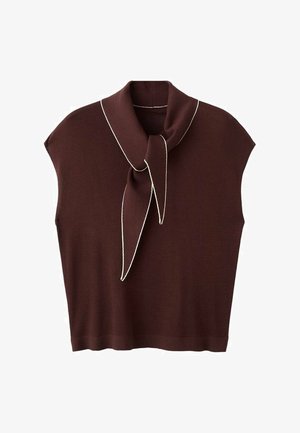 Brązowy dziany top z wysokim kołnierzem i detalem w formie kokardy. Posiada krótkie rękawy oraz kontrastującą białą lamówkę wzdłuż kołnierza. Miękka faktura.