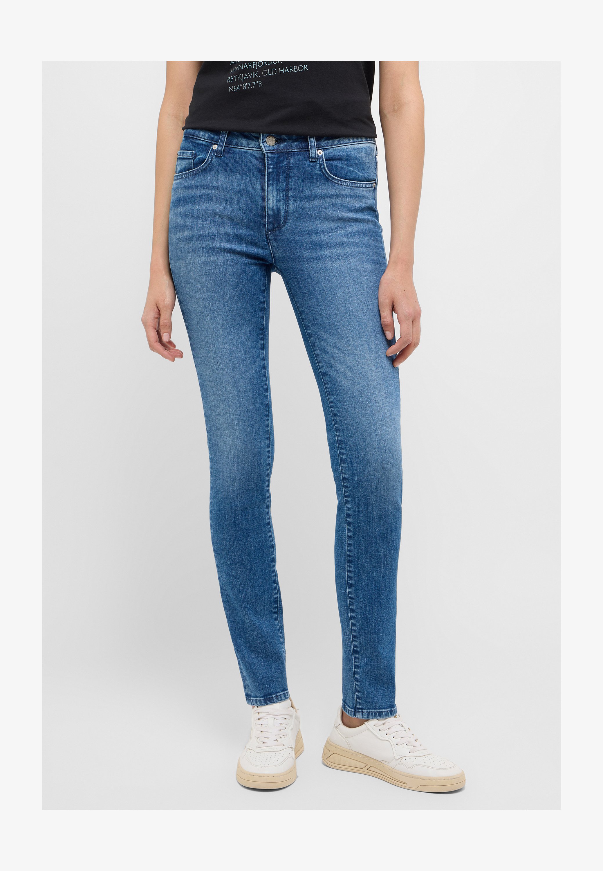 Mustang STYLE SHELBY - Jeans A Sigaretta - Blau/blu Scuro