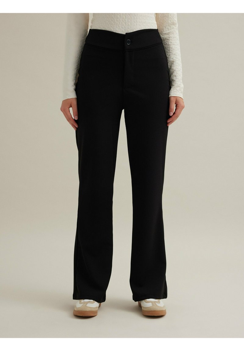 INSIDE ELÁSTICO WIDE LEG - Pantalones - black