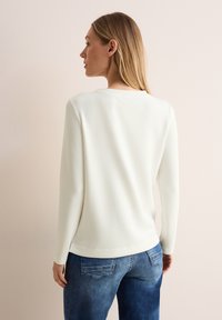 Cecil MIT WORDING - T-shirt con stampa - blau