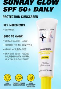 Tube de crème solaire avec un corps blanc, un capuchon jaune et un texte multicolore. Contient un SPF 50+, de la vitamine C et est testé dermatologiquement.
