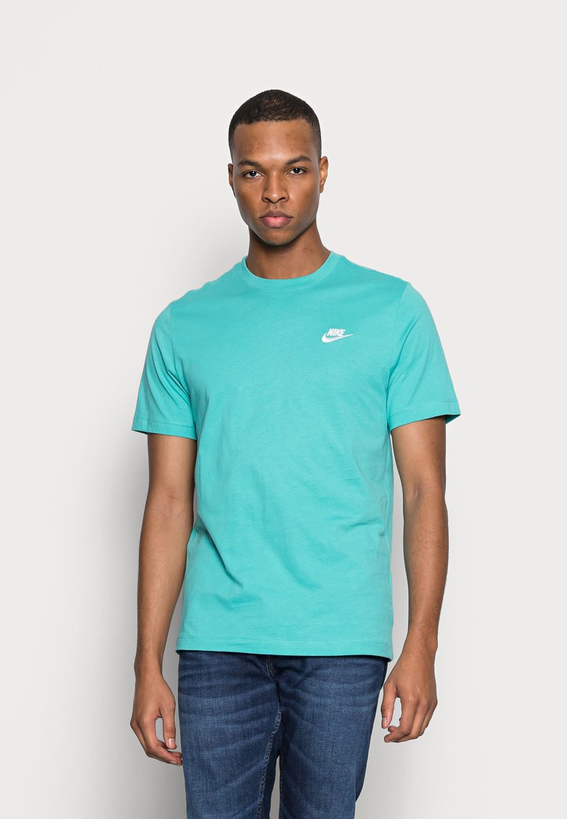 Nike Sportswear CLUB TEE - T-shirt básica - washed teal