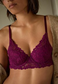 Next COMFORT - Triangel-bh - plum purple