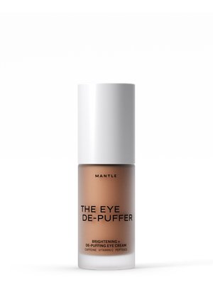 Flaske med Mantle-mærket oplysende og afpuffende øjencreme med koffein, vitamin C og peptider i frostet beholder med hvid låg.