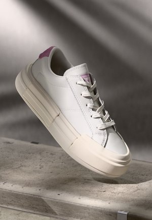 CHUCK TAYLOR ALL STAR CRUISE - Sneakers basse - cliffside rose/vintage white