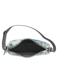 Sac en bandoulière en tissu tissé avec un motif floral bleu et vert, une sangle en cuir gris et un intérieur en tissu noir. Fermeture zippée.