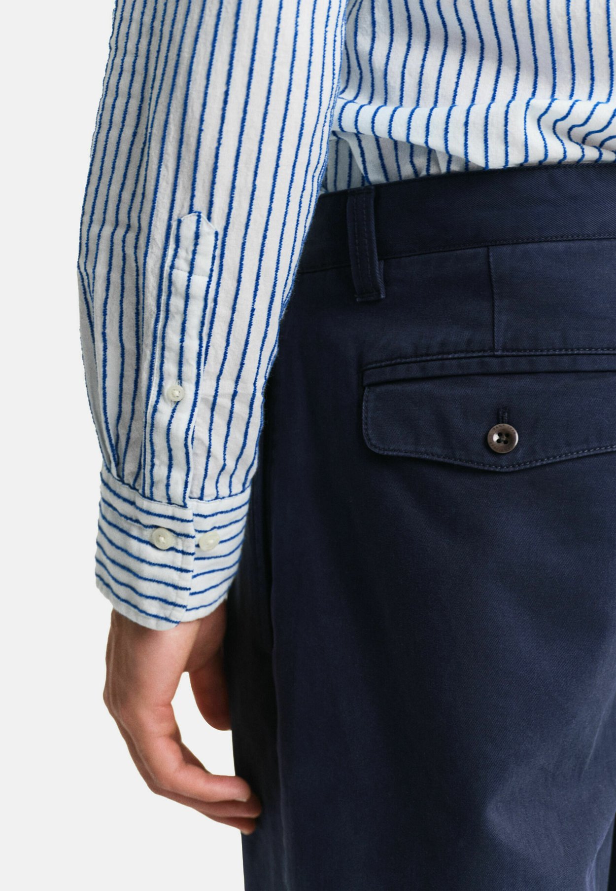 REGULAR FIT STRIPE
