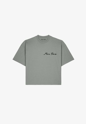 Graues T-Shirt mit kurzen Ärmeln und schwarzem kursivem Text ""Mira Paris"" auf der linken Brust sowie rundem Ausschnitt.
