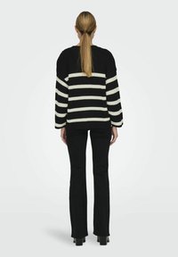 JDY Pulover - black