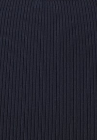 Gina Tricot Navadna majica - navy blazer