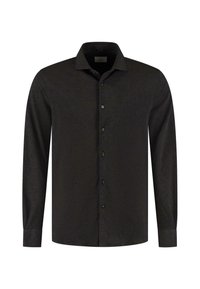 Zwarte lange mouwen button-up shirt met kraag, vijf zichtbare knopen en een subtiele borstlogo op een eenvoudige witte achtergrond.