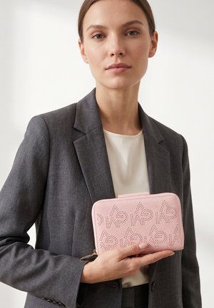 Gian Marco Venturi, GIAN MARCO VENTURI WALLET - Portemonnee - rosa
