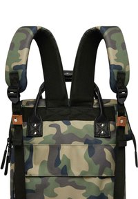 Cabaia ADVENTURER MEDIUM - Tagesrucksack - dunkerque camouflage