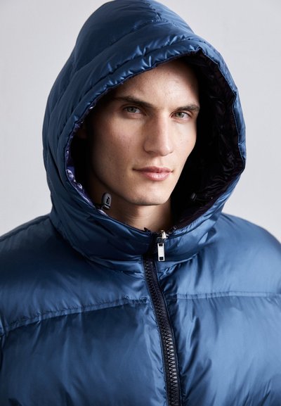 Filippa K PUFFER JACKET - Dunjakker - dawn blue/navy
