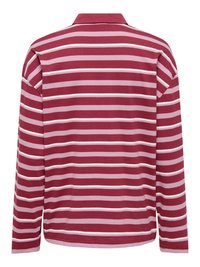 Polo à manches longues avec des rayures horizontales bordeaux et violet clair, doté d'un col classique et fabriqué en coton doux.