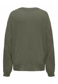 Pull en tricot vert olive avec motifs texturés sur les manches et un ourlet côtelé, vu de dos.