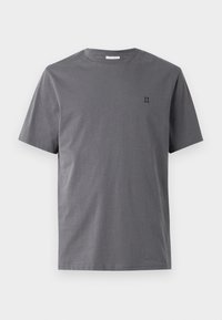 - T-shirt basic