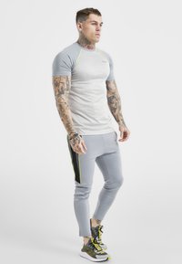 SIKSILK IMPULSE  - T-shirt con stampa - grey marl & grey