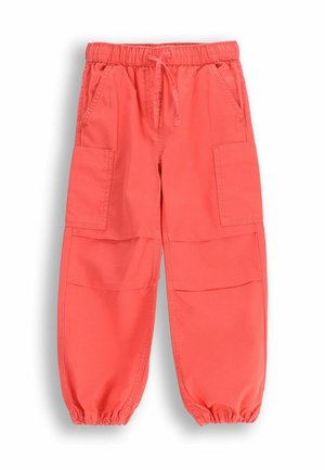 Koralowe spodnie cargo z elastycznym pasem, regulowanym sznurkiem i dwiema dużymi przednimi kieszeniami. Zwężane mankiety nogawek z elastanem.