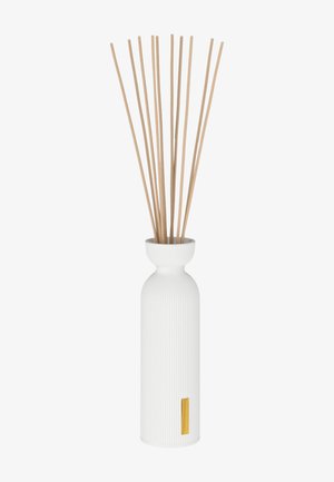 FRAGRANCE STICKS - THE RITUAL OF SAKURA - FLORAL - CHERRY BLOSSOM & RICE MILK - Kamerparfum