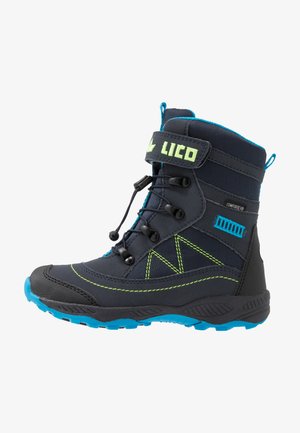 Gyerek téli csizma sötétkék és fekete színben, neon zöld részletekkel. Jellemzője a párnázott szár, a fűzős kialakítás és a bordázott kék talp a tapadás érdekében.