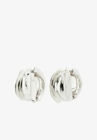 Ei valittu, silver plated