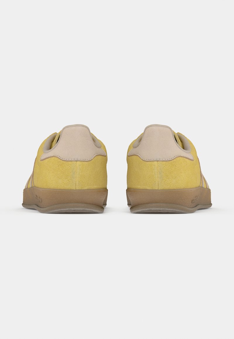 adidas gazelle silver green womens Gazelle ADV 9.5 / Super Purple/Chalk White/Gold Metallic