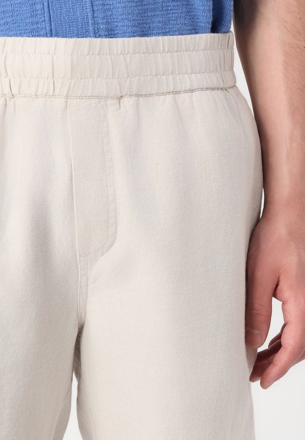 SMITH  - Shorts - moonstruck3