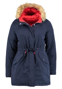 Námornická modrá parka s umělou kožešinou na kapuci, červenou podšívkou, stahovací pas, dvě přední kapsy a patentky. Hladká struktura, ležérní design.