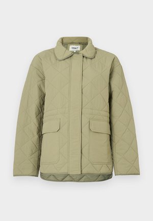 Tikitud oliiviroheline jakk kraega, suurte esist taskute ja sirge lõikega. Omaduseks on teemantmustrid ja kontrastsed ääred.