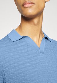 DRYKORN Polotričko - blue