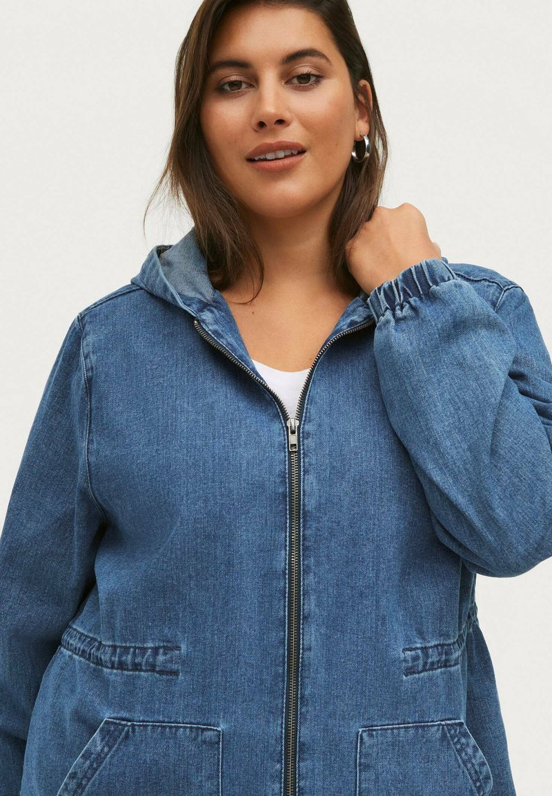 Damen Parkas | Ellos Plus collection ELLEN Parka jeansblau/blue denim - NL90274 Damen Parkas | Ellos Plus collection ELLEN Parka jeansblau/blue denim - NL90274