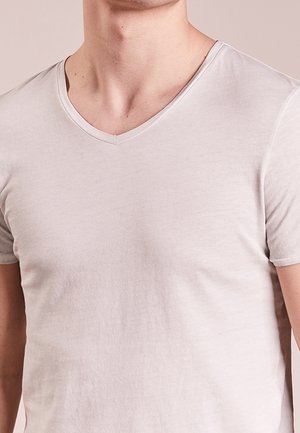 T-shirt basic