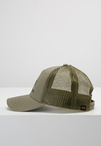 Thumbnail Image 4
